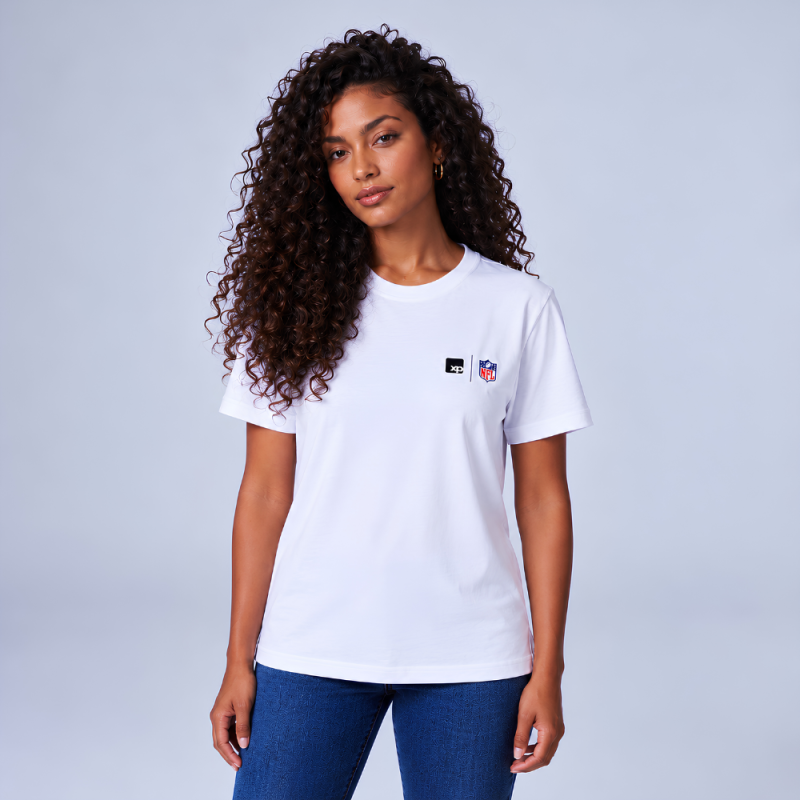 camiseta pima branca collab XP & NFL